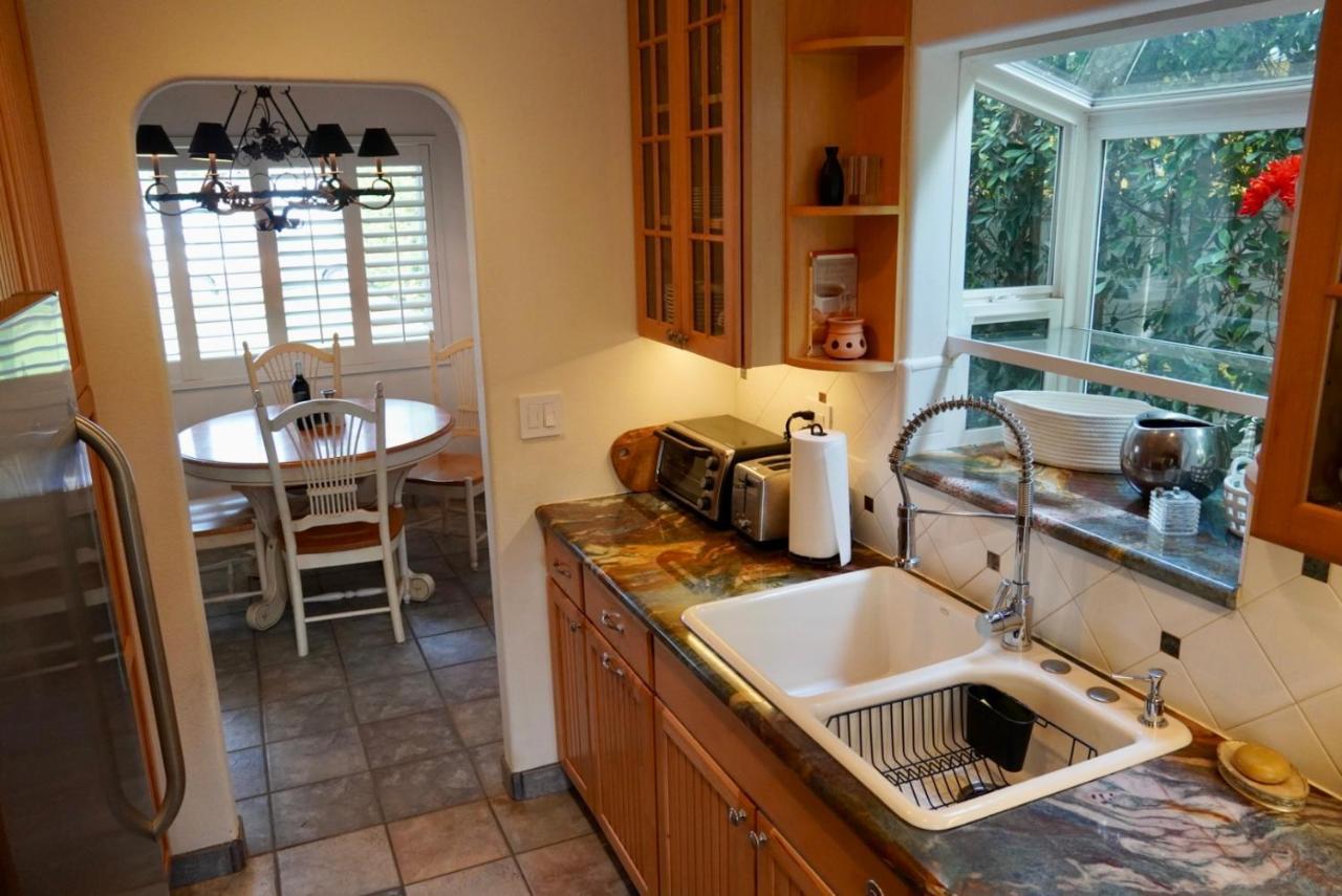Villa Cozy Family Hideaway, Sleeps 8, 4 Tv'S Yard, Shops Simi Valley Exterior foto